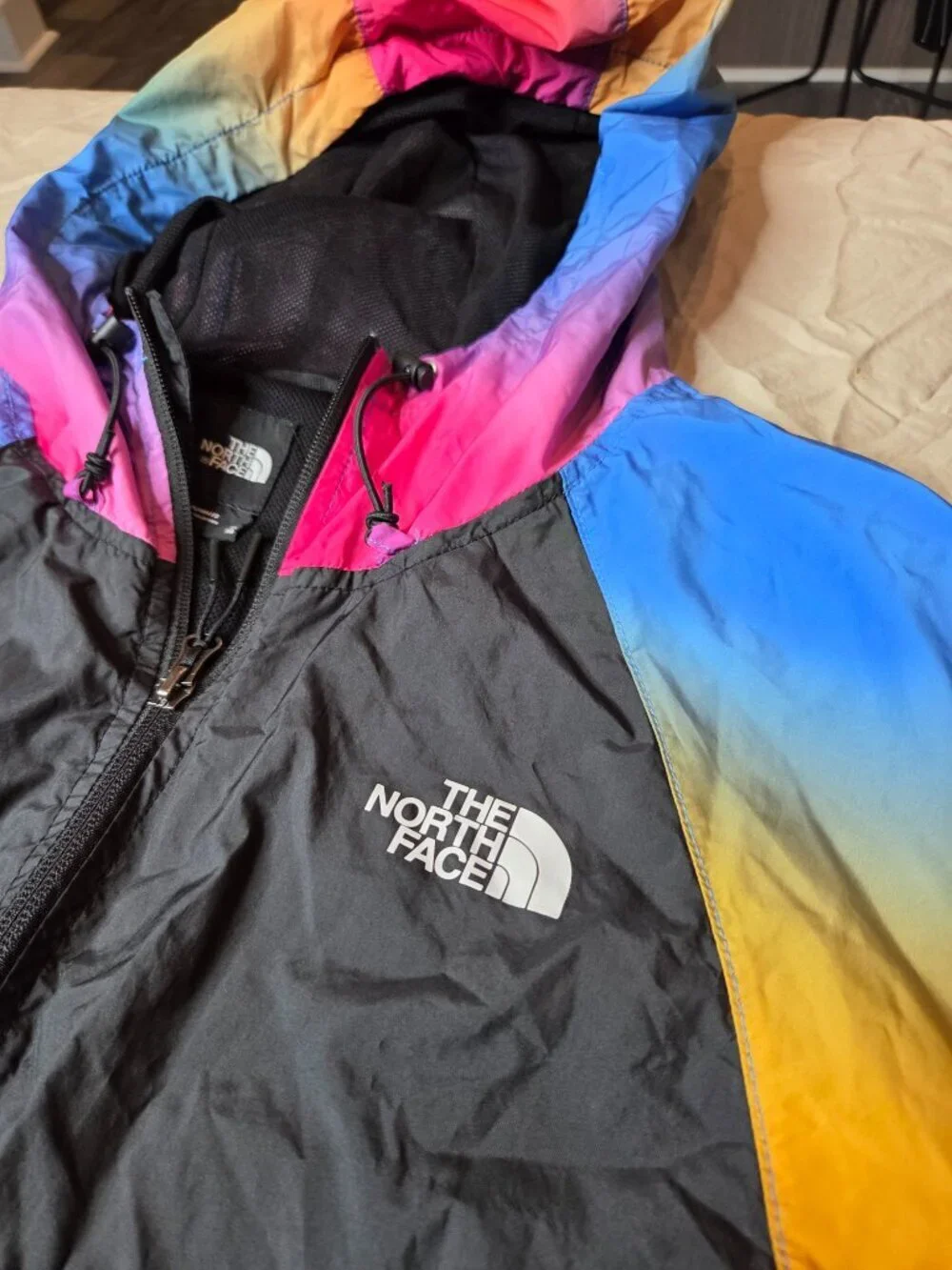 Men's - North Face Rainbow Gradient Vintage Ski Jacket - Multi Color - XL - RARE